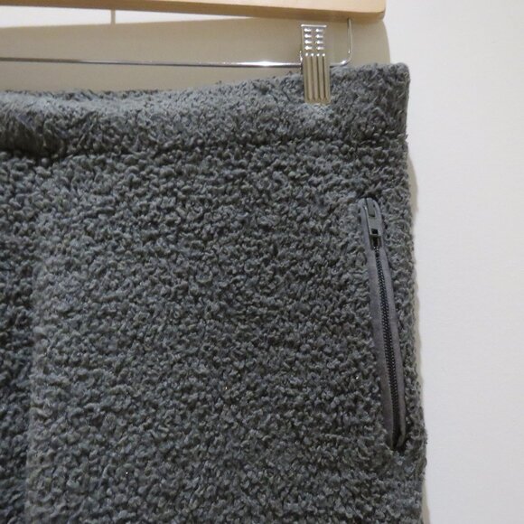 SKIMS Cozy Knit Jogger Sweatpants in Smoke Gray Lounge Comfort Minimalist Size L - Picture 5 of 13